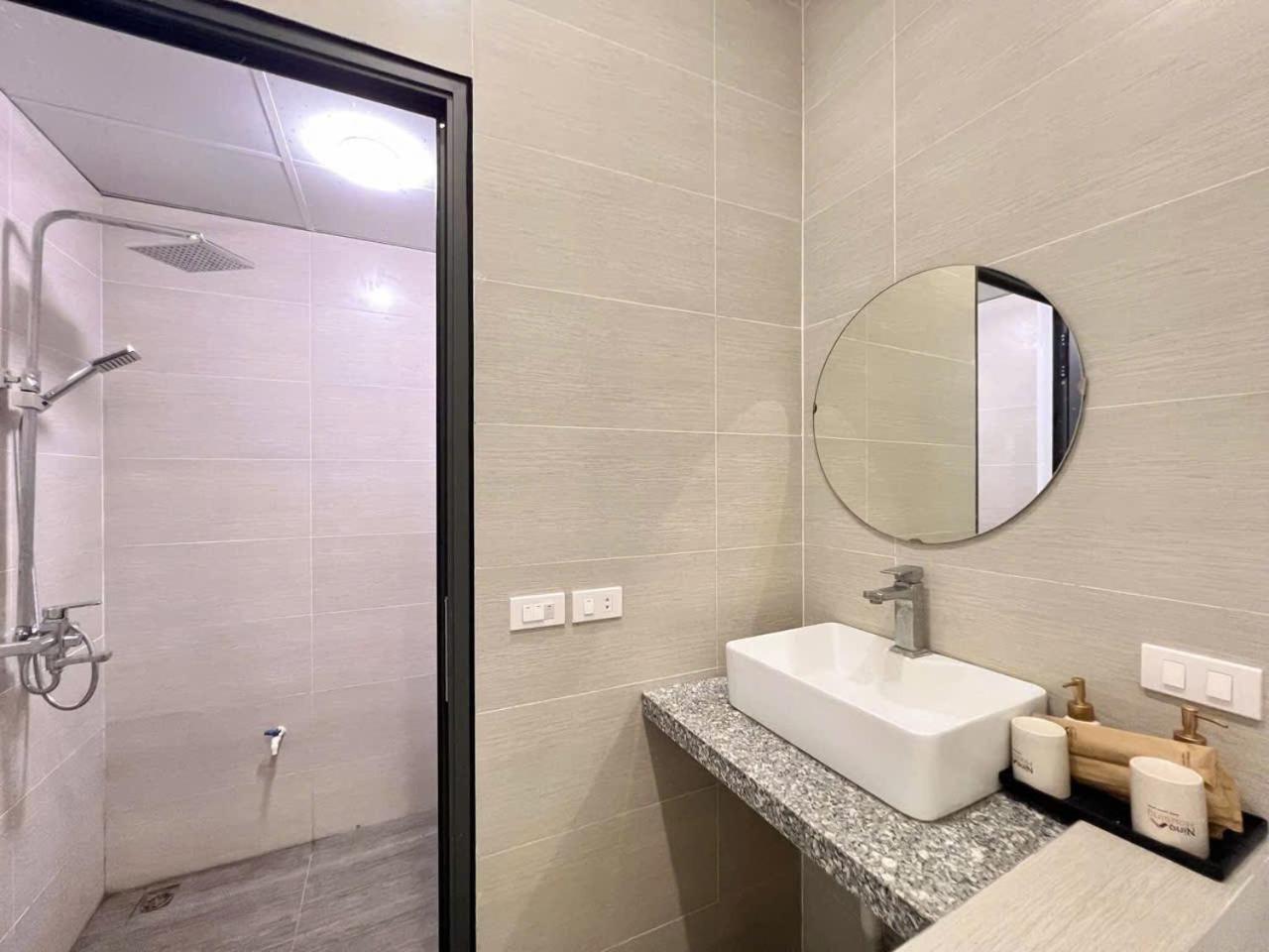 Aparthotel Nine Housing 290 Kim Ma Hanoi Esterno foto